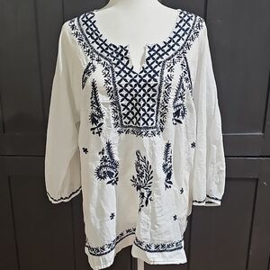 Solitaire White Tunic with Black Embroidery
